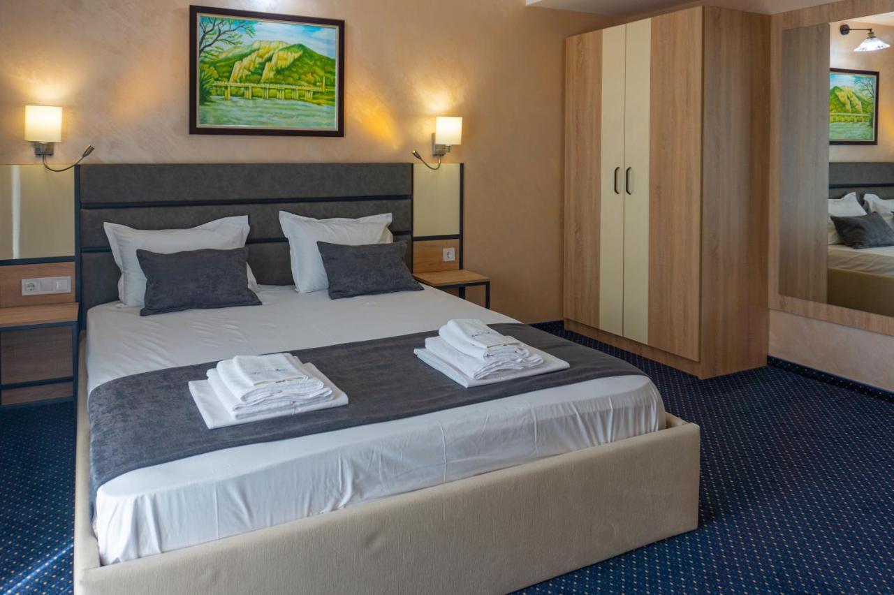 Хотел Ариел / Hotel Ariel Mizara Εξωτερικό φωτογραφία